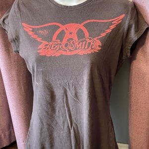 Vintage Aerosmith band tee. Women’s medium